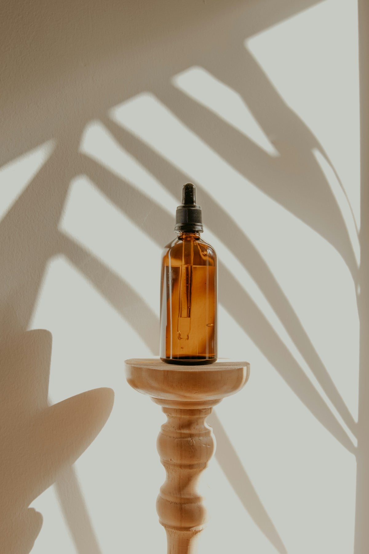 Wooden aromatherapy diffuser